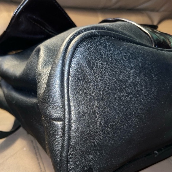 Betsey Johnson Large Black Satchel with Bow and Gold Studs - Picture 4 of 11